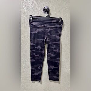 Athleta Kids Black and Gray Camouflage Leggings